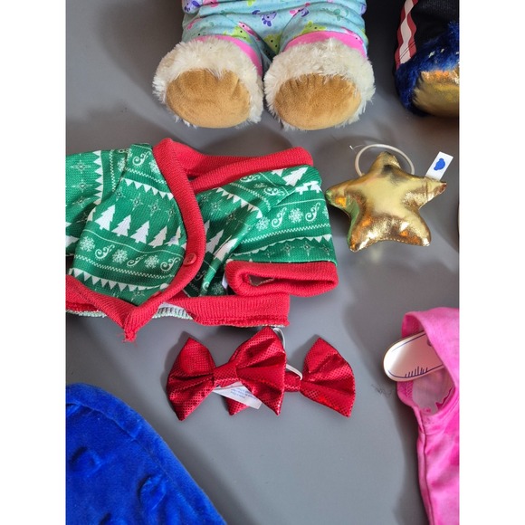 Build A Bear Workshop 13 Piece Lot 2 Bears plus Backpack and Clothes - Picture 3 of 5
